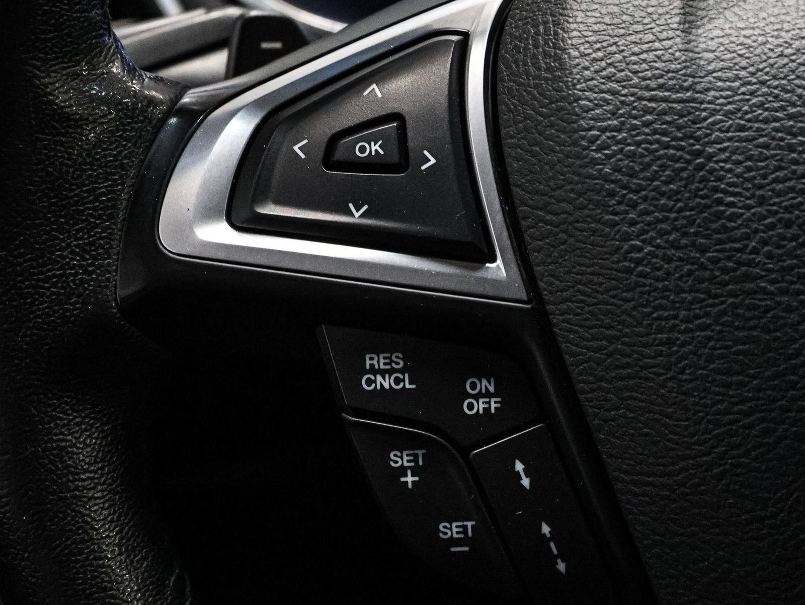 Used 2018 Ford Edge Sport w/ Equipment Group 401A AWD/4WD image 35