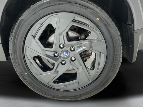 Used 2024 Subaru Crosstrek 2.5i Sport AWD/4WD image 8