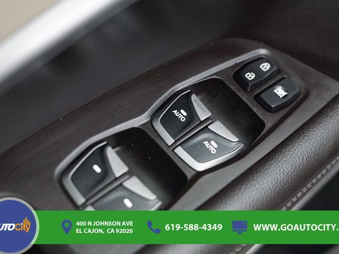 Used 2016 Hyundai Santa Fe Sport 2.0T AWD/4WD image 19
