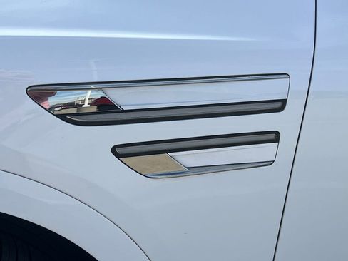 Used 2021 Genesis GV80 3.5T w/ Prestige Package 07 image 12