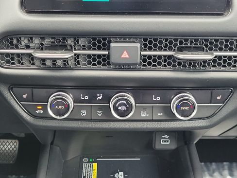 Certified 2024 Honda HR-V EX-L image 14