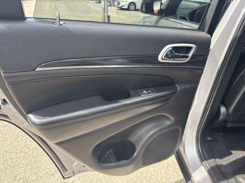 Used 2020 Jeep Grand Cherokee Limited w/ Luxury Group II AWD/4WD image 21