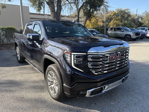 Used 2022 GMC Sierra 1500 Denali image 1