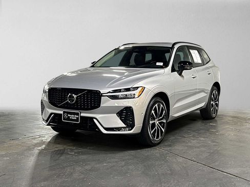 Used 2023 Volvo XC60 B5 Ultimate AWD/4WD image 7