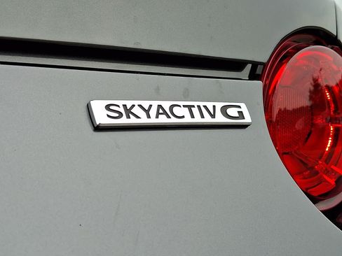 Used 2023 MAZDA MX-5 Miata Grand Touring RWD image 33