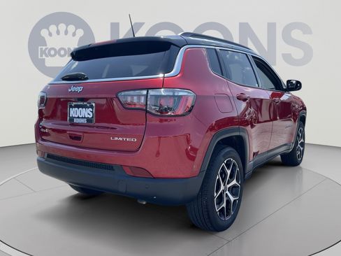 Used 2025 Jeep Compass Limited AWD/4WD image 7