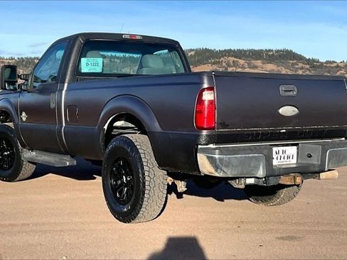 Used 2014 Ford F250 XL w/ XL Value Package image 4