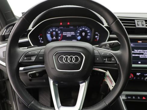 Used 2022 Audi Q3 2.0T Premium image 18