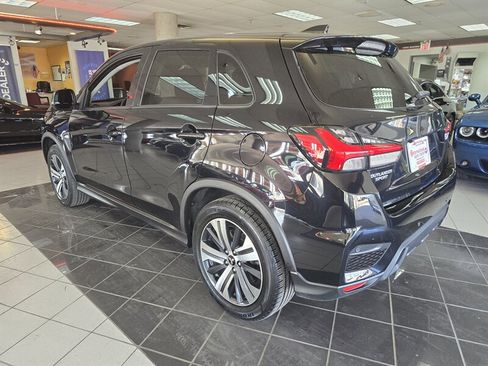 Used 2023 Mitsubishi Outlander Sport AWD image 6