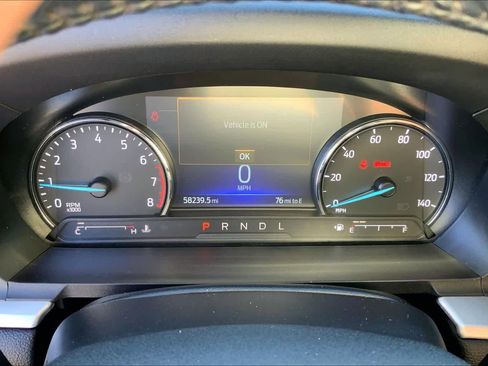 Used 2022 Ford Explorer XLT w/ Equipment Group 202A image 25