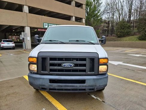 Used 2012 Ford E-150 and Econoline 150 Van 3D w/ PWR Group image 2