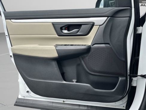 Certified 2021 Honda CR-V LX image 17