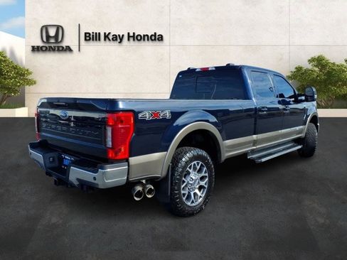 Used 2022 Ford F250 Lariat w/ Lariat Ultimate Package image 3