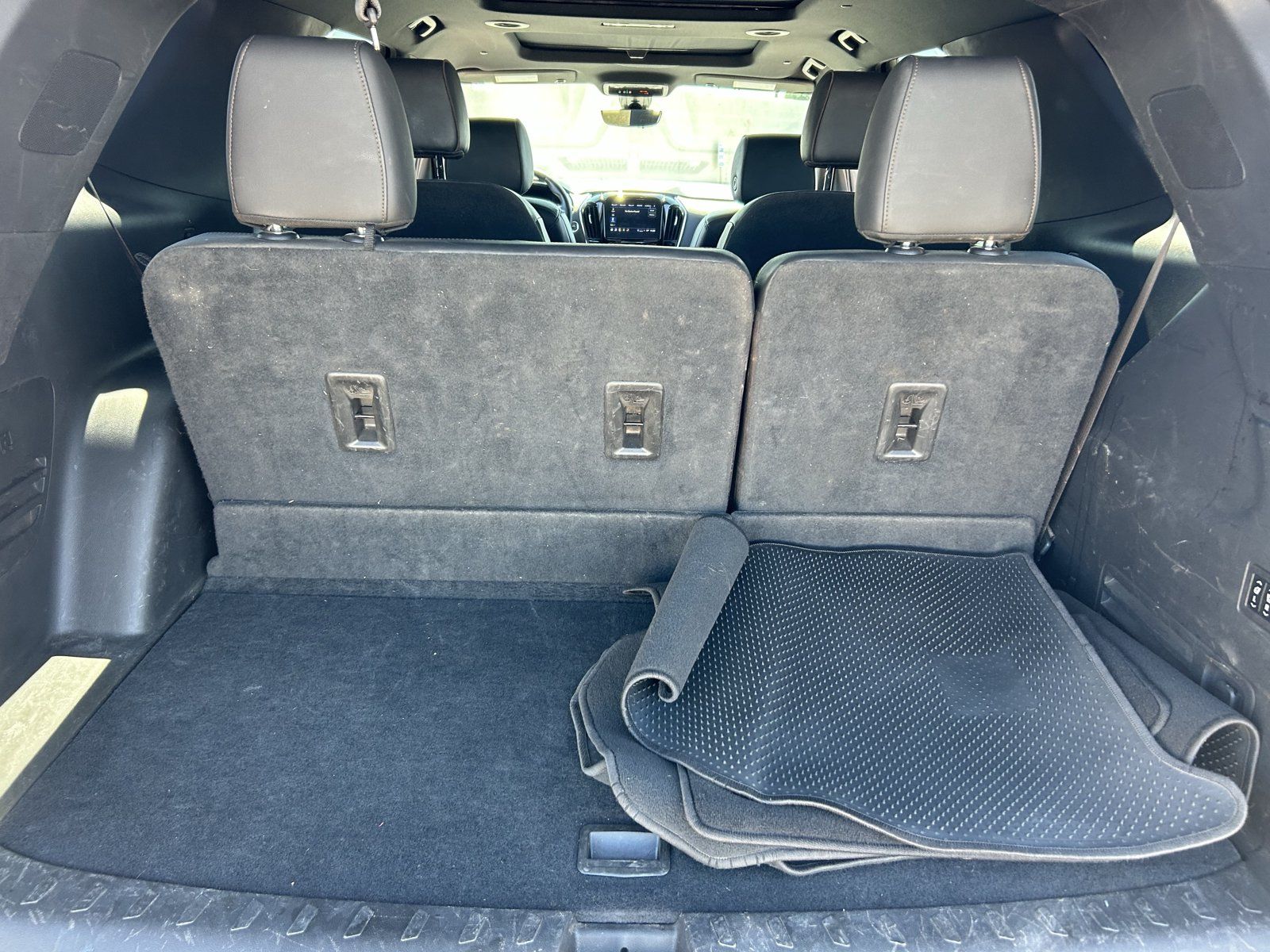 Used 2023 Chevrolet Traverse High Country AWD/4WD image 11
