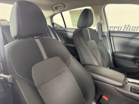Used 2025 Nissan Sentra SV FWD image 41