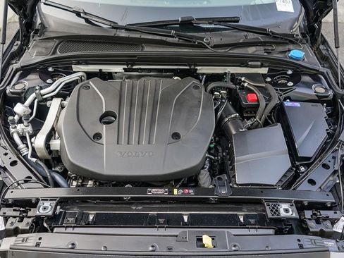 Used 2024 Volvo S60 B5 Plus image 26