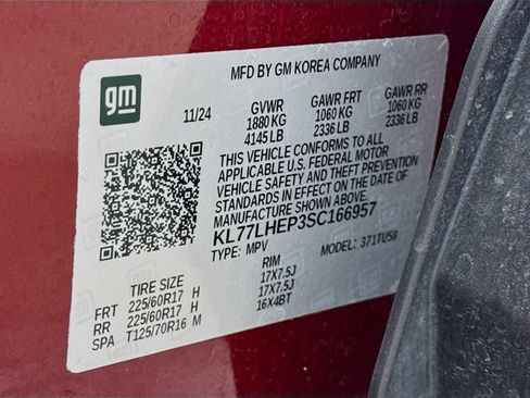 Used 2025 Chevrolet Trax LT image 30