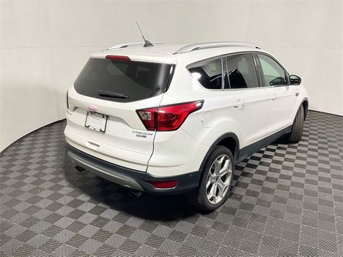 Used 2019 Ford Escape Titanium image 16