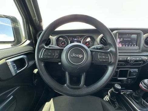 Certified 2022 Jeep Wrangler Unlimited Sport AWD/4WD image 23