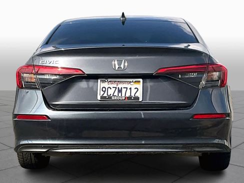 Used 2022 Honda Civic EX image 5