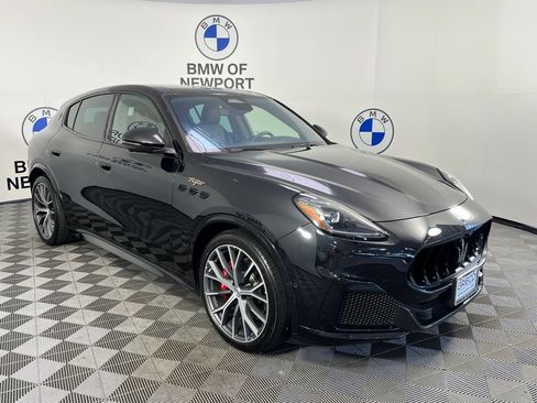 Used 2024 Maserati Grecale Trofeo AWD/4WD image 1