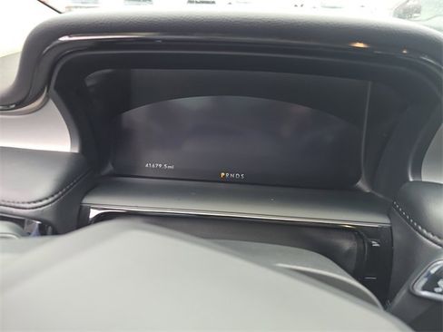 Used 2023 Lincoln Nautilus FWD image 18