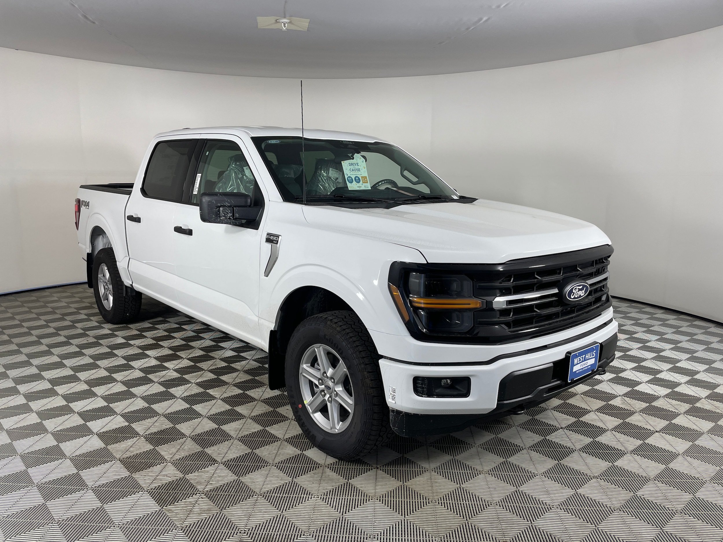 New 2026 Ford F150 XLT w/ FX4 Off-Road Package AWD/4WD image 18