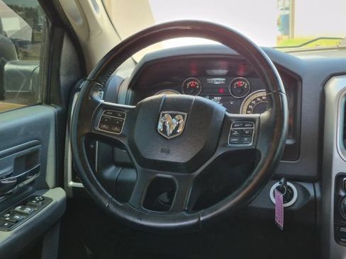 Used 2018 RAM 1500 Lone Star AWD/4WD image 19