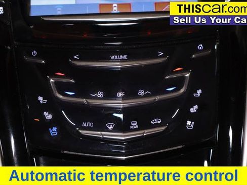 Used 2018 Cadillac Escalade Premium Luxury image 17