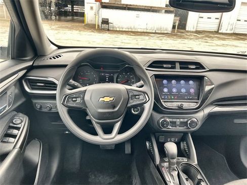 Certified 2023 Chevrolet TrailBlazer LT w/ Convenience Package image 11
