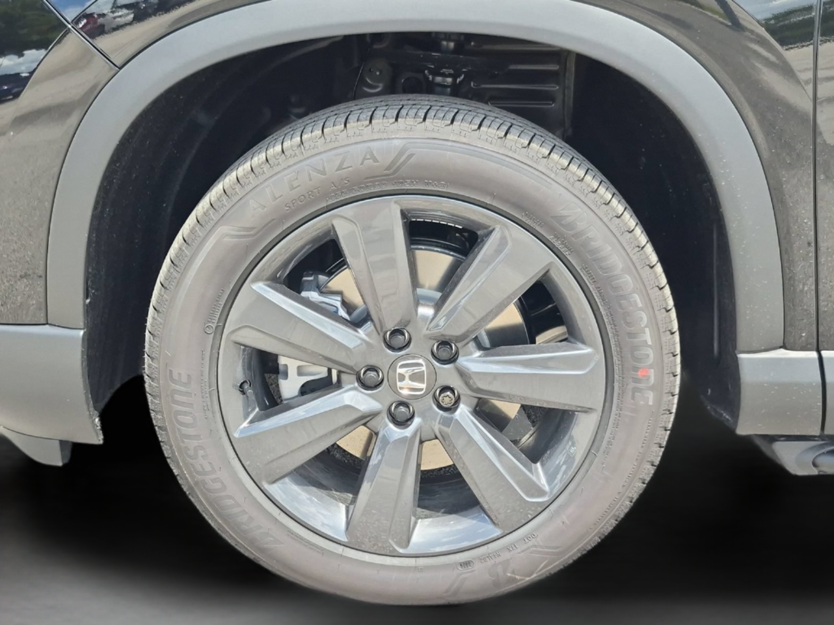 New 2026 Honda Pilot Sport image 25