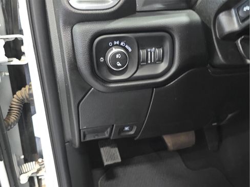 Used 2024 RAM 2500 Laramie w/ Safety Group AWD/4WD image 9