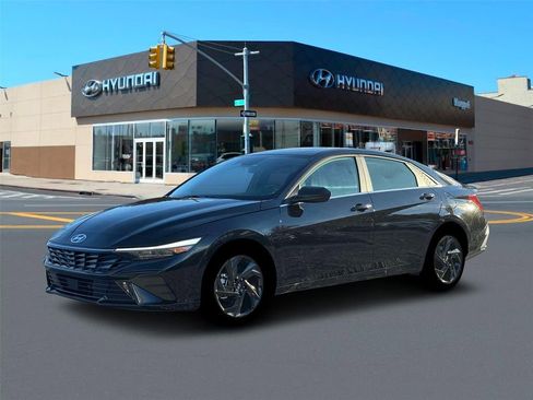 New 2026 Hyundai Elantra SEL Sport Premium FWD image 2
