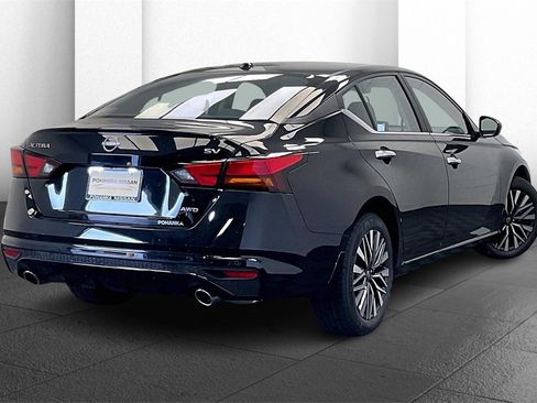 Certified 2024 Nissan Altima 2.5 SV w/ SV Premium Package image 12