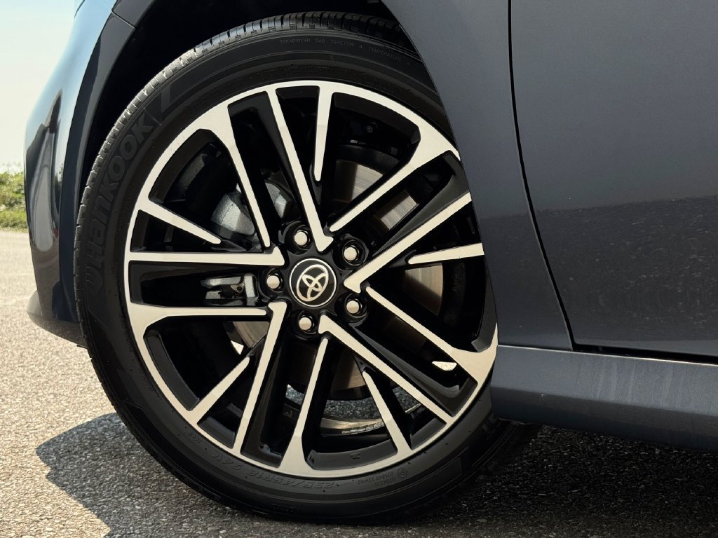 Certified 2026 Toyota Camry XLE AWD/4WD image 28