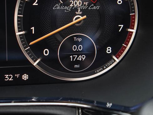 Used 2020 Bentley Continental GT V8 image 12
