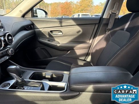 Used 2024 Nissan Sentra SV image 24