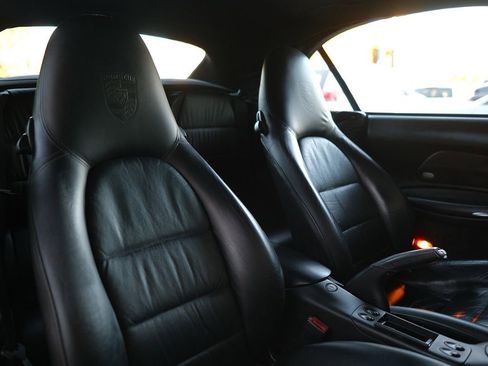 Used 2004 Porsche 911 Carrera 4 image 19