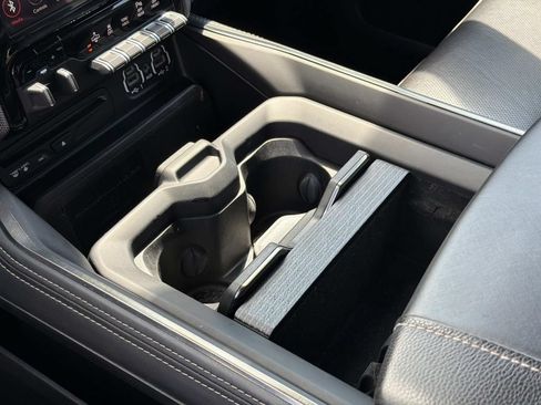 Used 2019 RAM 1500 Limited AWD/4WD image 4