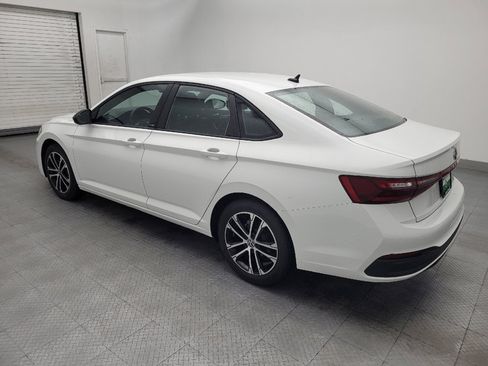 Used 2025 Volkswagen Jetta Sport FWD image 3
