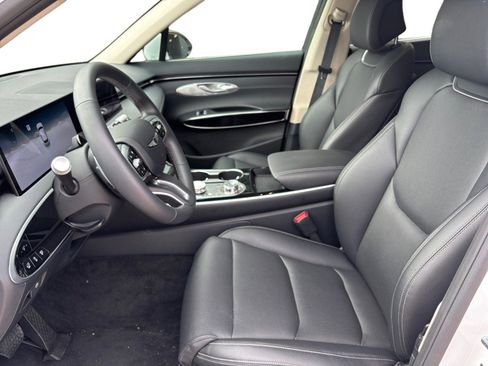 New 2026 Genesis GV70 2.5T AWD/4WD image 9
