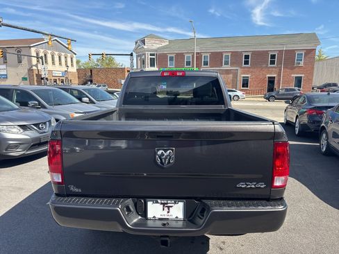 Used 2019 RAM 1500 Express w/ Express Value Package image 4