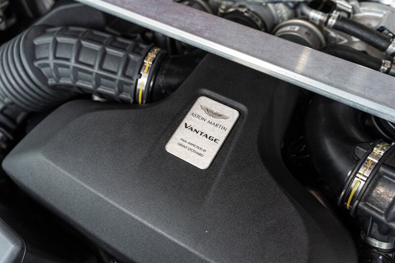 Used 2020 Aston Martin V8 Vantage Coupe RWD image 68