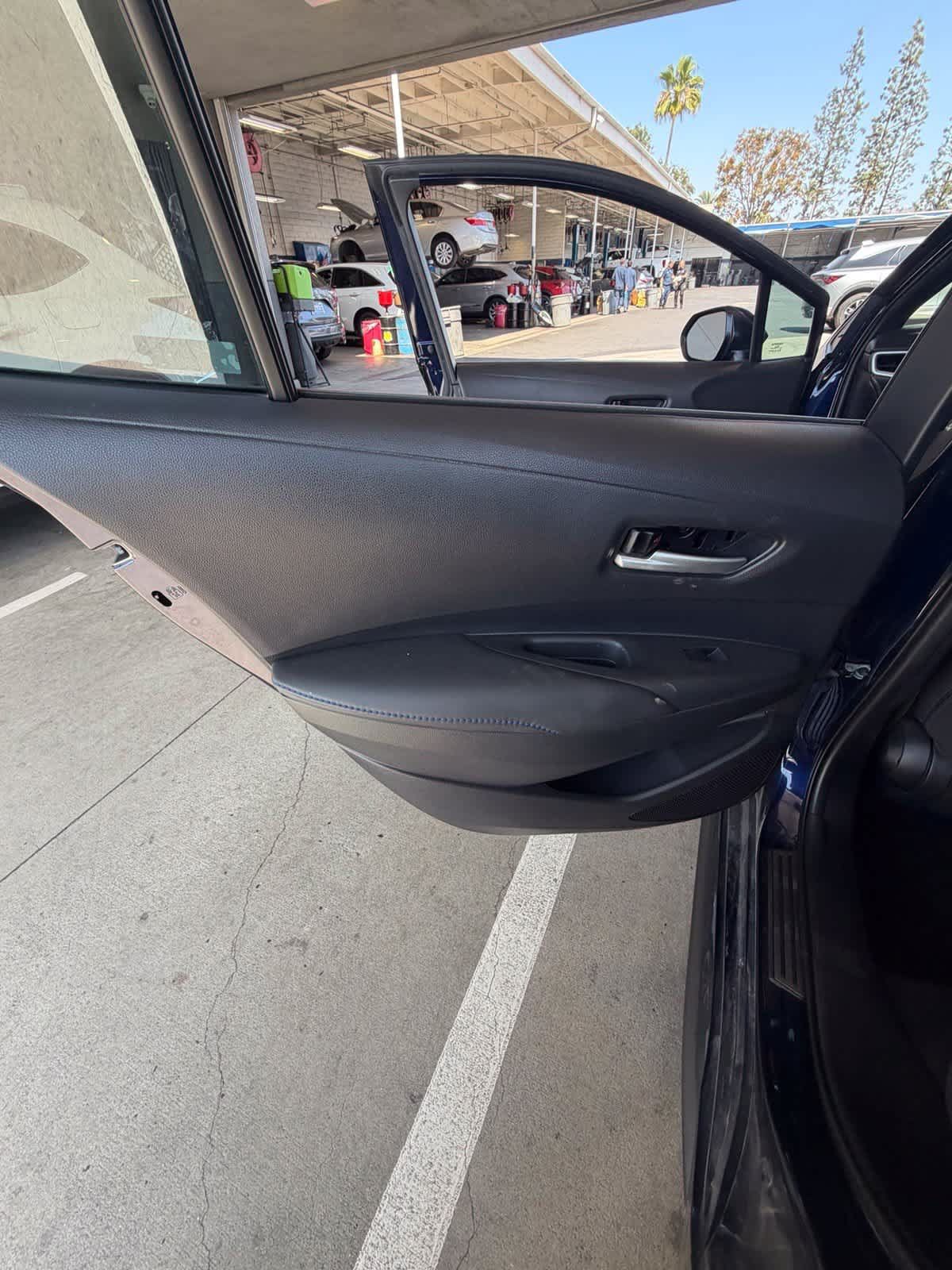 Used 2020 Toyota Corolla SE FWD image 16