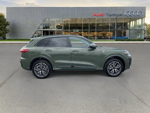New 2026 Audi Q5 Premium Plus AWD/4WD image 2