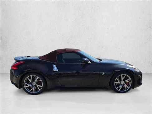 Used 2013 Nissan 370Z Touring w/ Sport Pkg RWD image 4