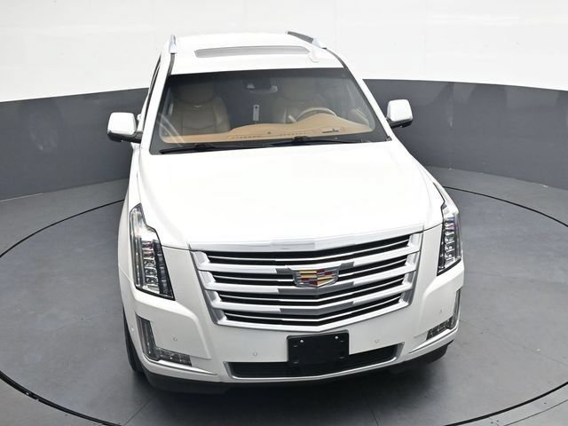 Used 2017 Cadillac Escalade Platinum AWD/4WD image 29