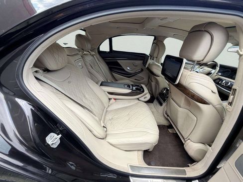 Used 2017 Mercedes-Benz S 550 4MATIC Sedan image 36