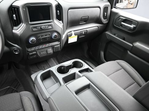 New 2026 Chevrolet Silverado 1500 Custom w/ LPO, Dark Essentials Package AWD/4WD image 15