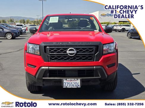 Used 2024 Nissan Frontier S RWD image 2